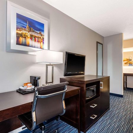 Quality Inn Gordonsville Buitenkant foto