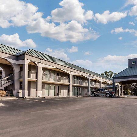 Quality Inn Gordonsville Buitenkant foto