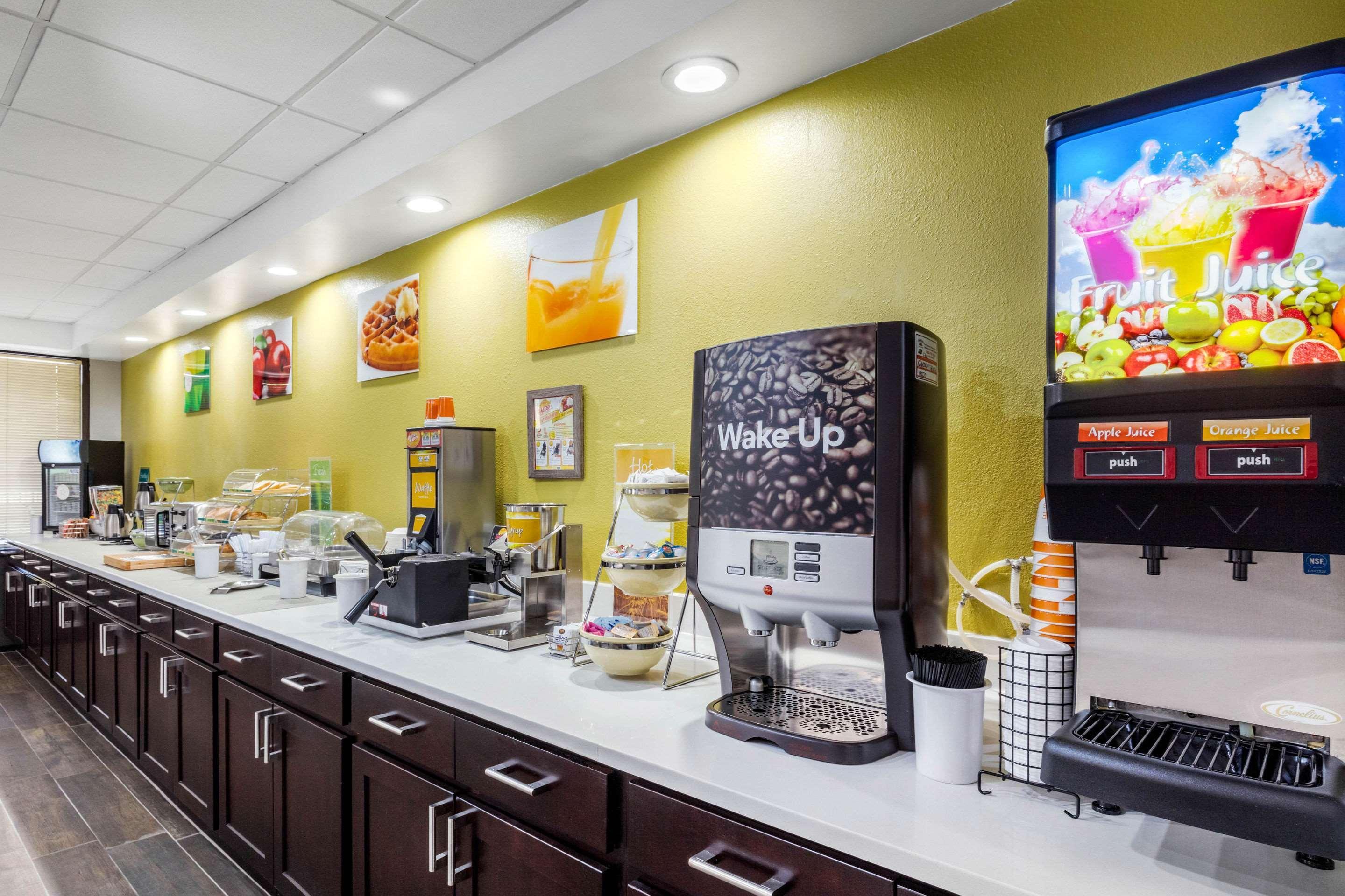 Quality Inn Gordonsville Buitenkant foto
