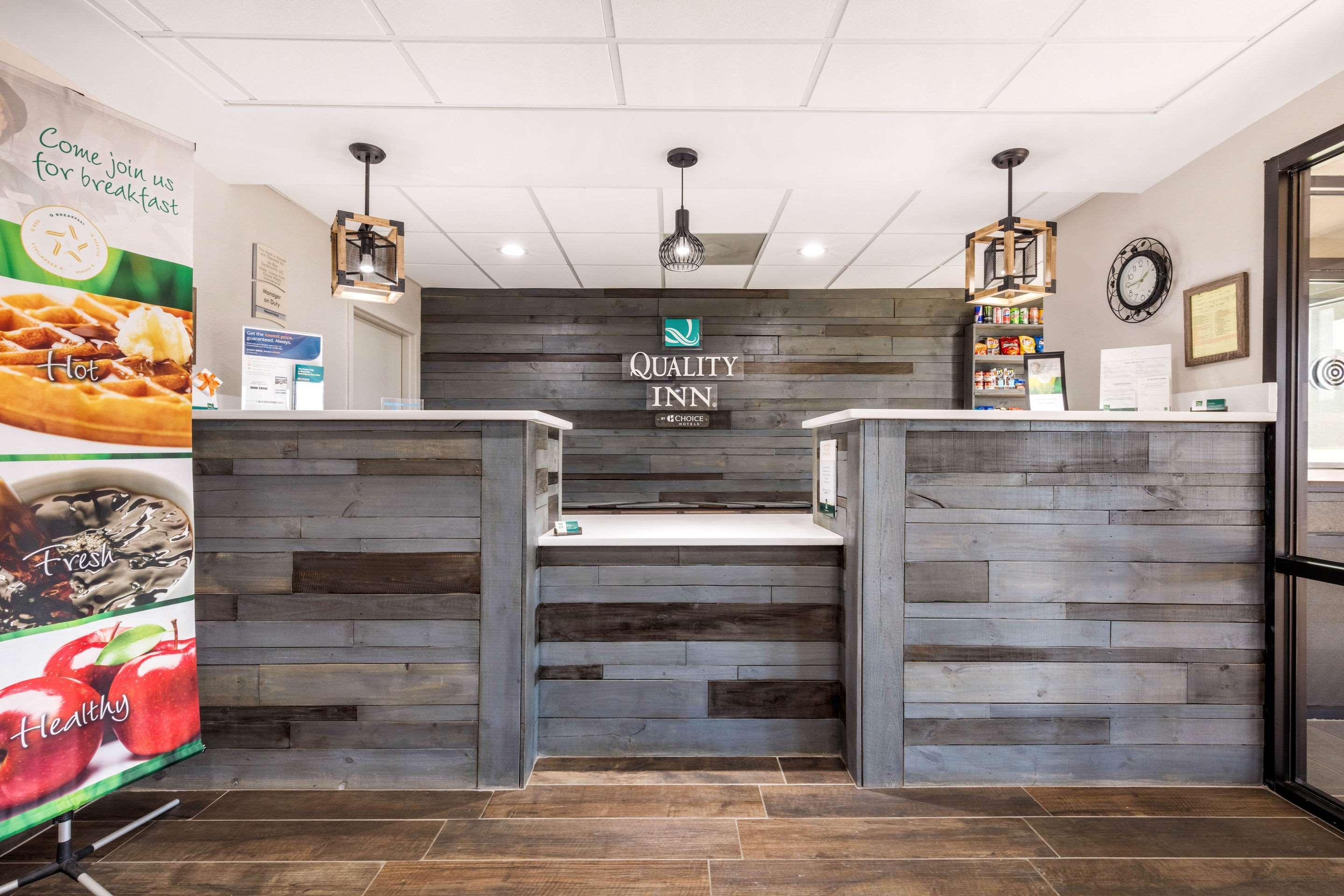 Quality Inn Gordonsville Buitenkant foto