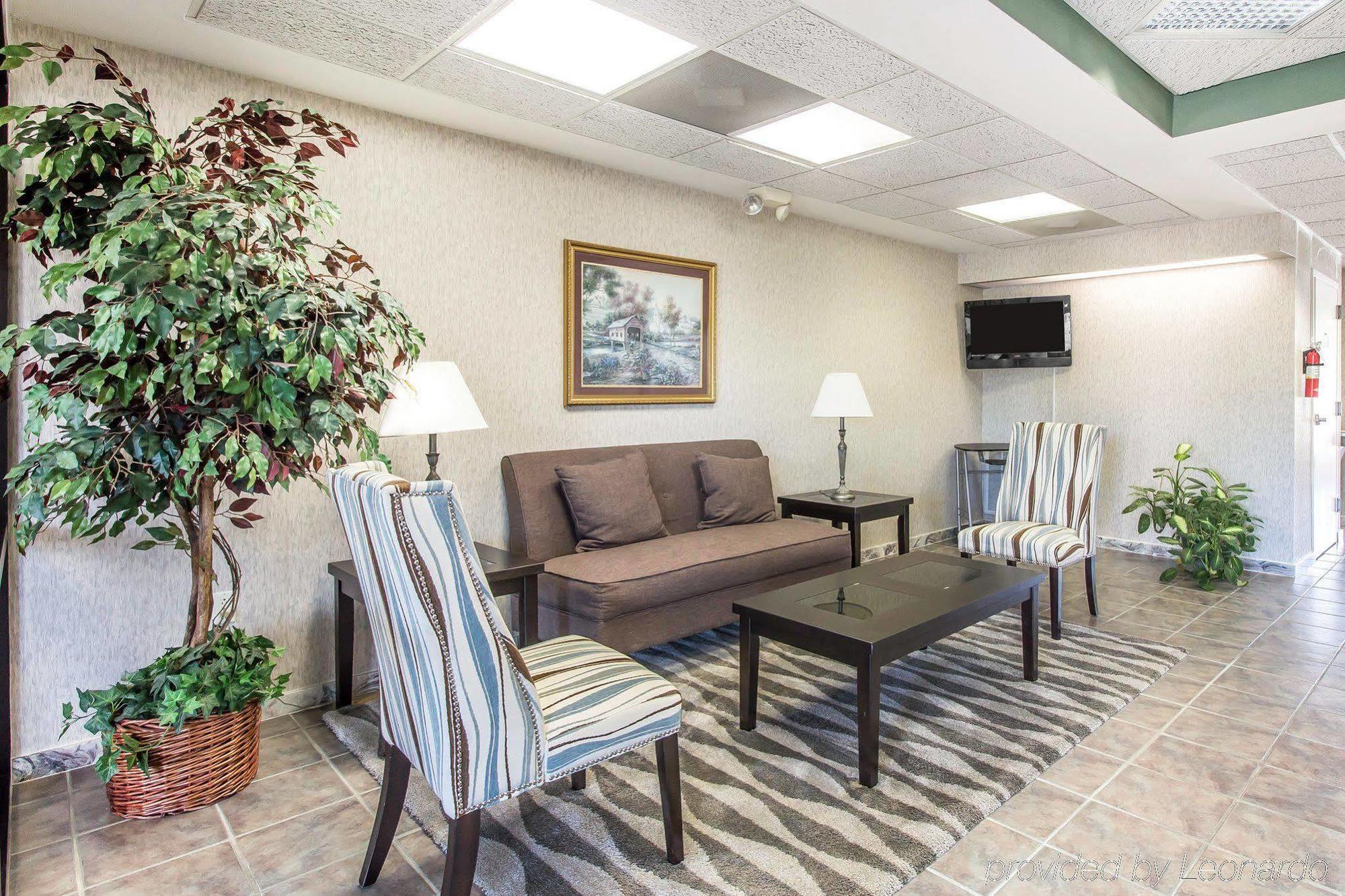 Quality Inn Gordonsville Buitenkant foto