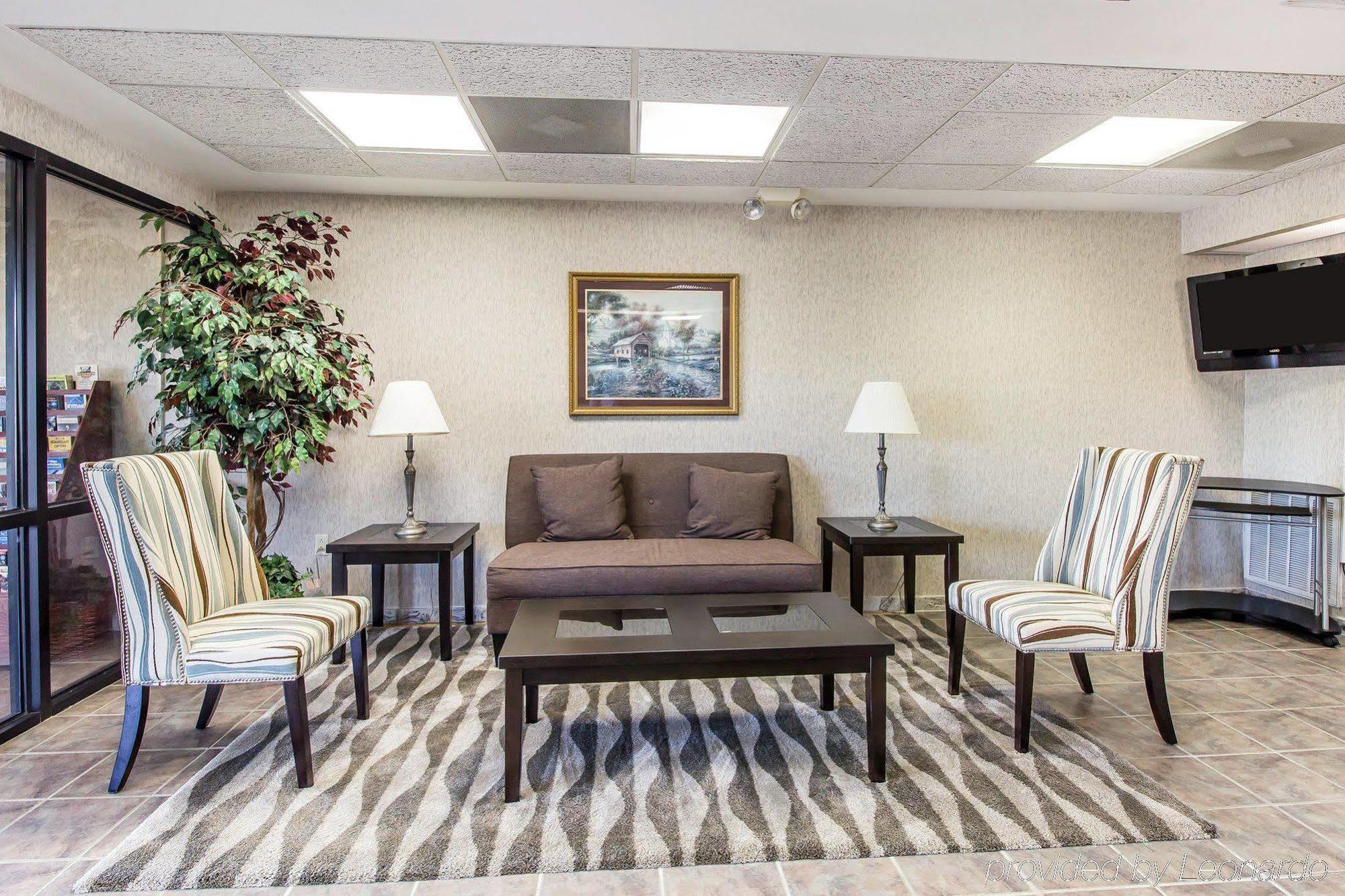 Quality Inn Gordonsville Buitenkant foto