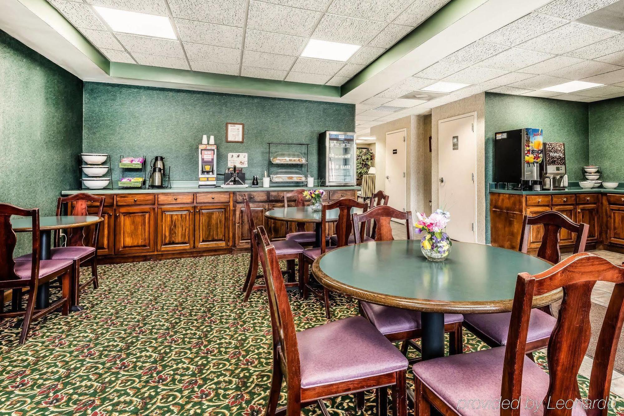 Quality Inn Gordonsville Buitenkant foto