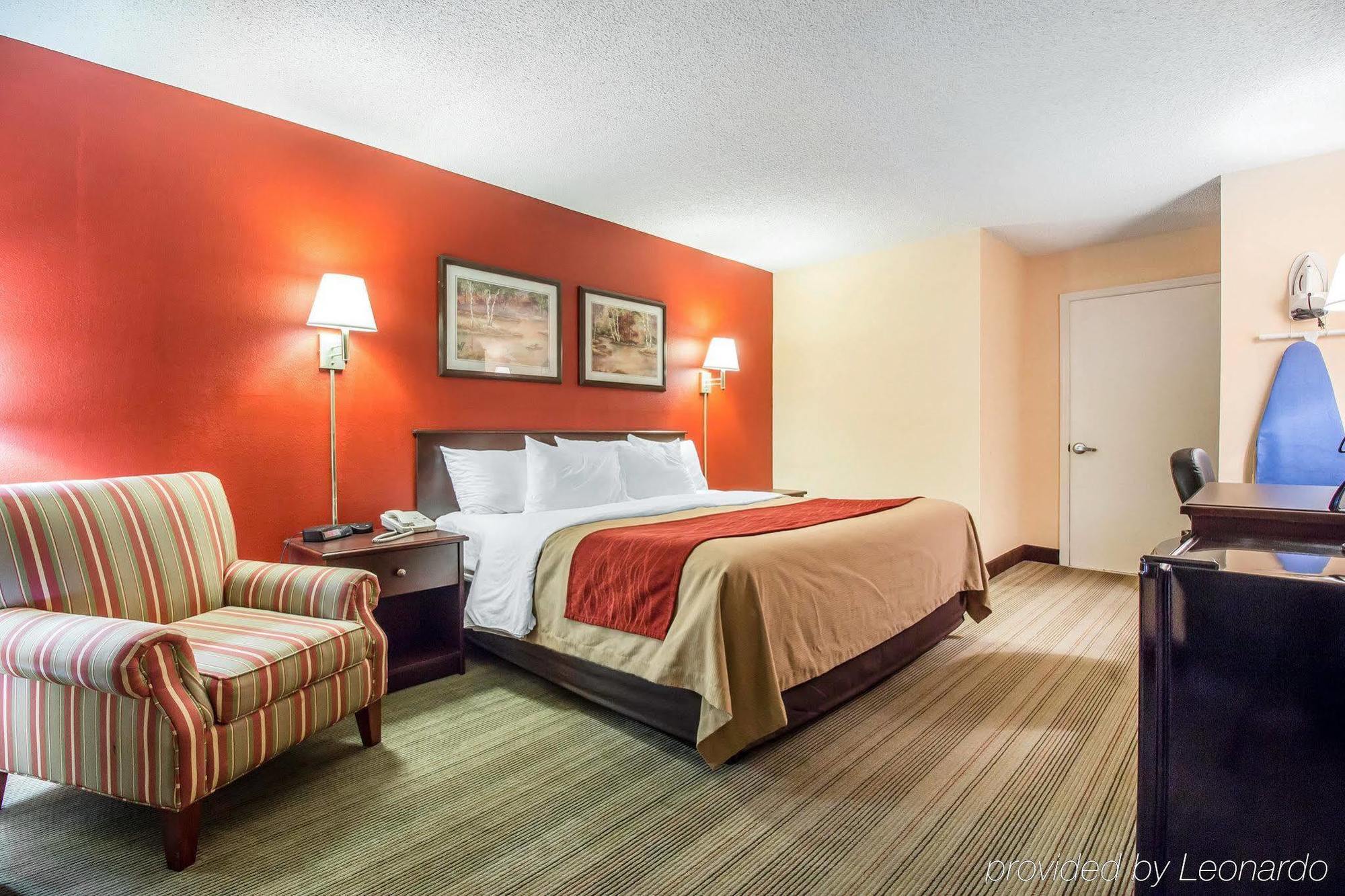 Quality Inn Gordonsville Buitenkant foto
