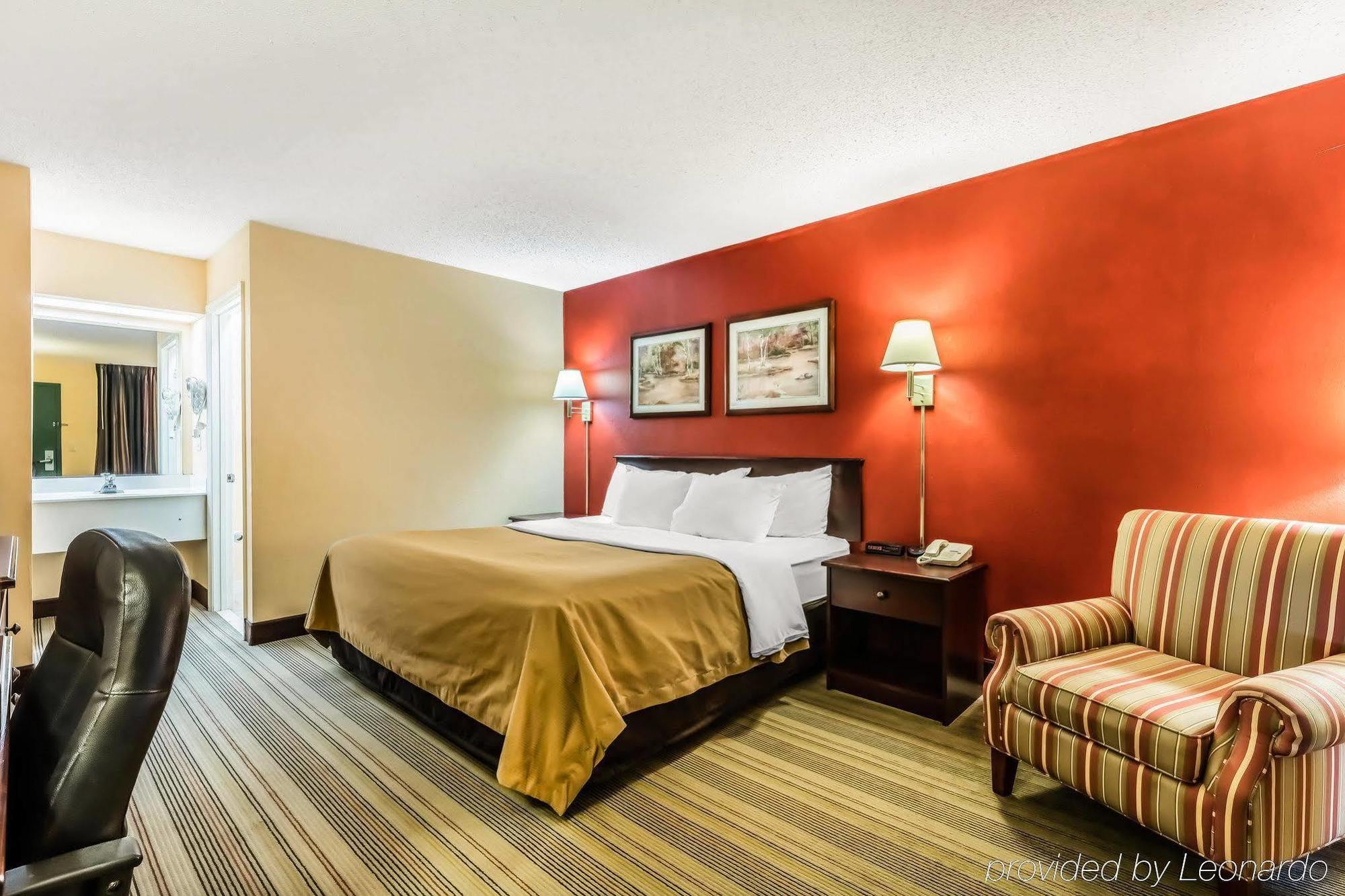 Quality Inn Gordonsville Buitenkant foto